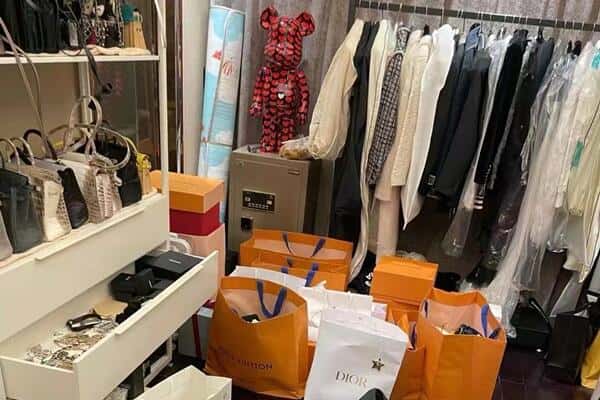 六安金寨县回收一线品牌衣服